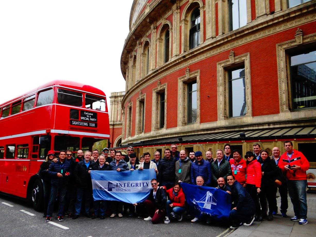 Grupo de viaje de incentivo corporativo en Londres, organizado por AV Business & Communication